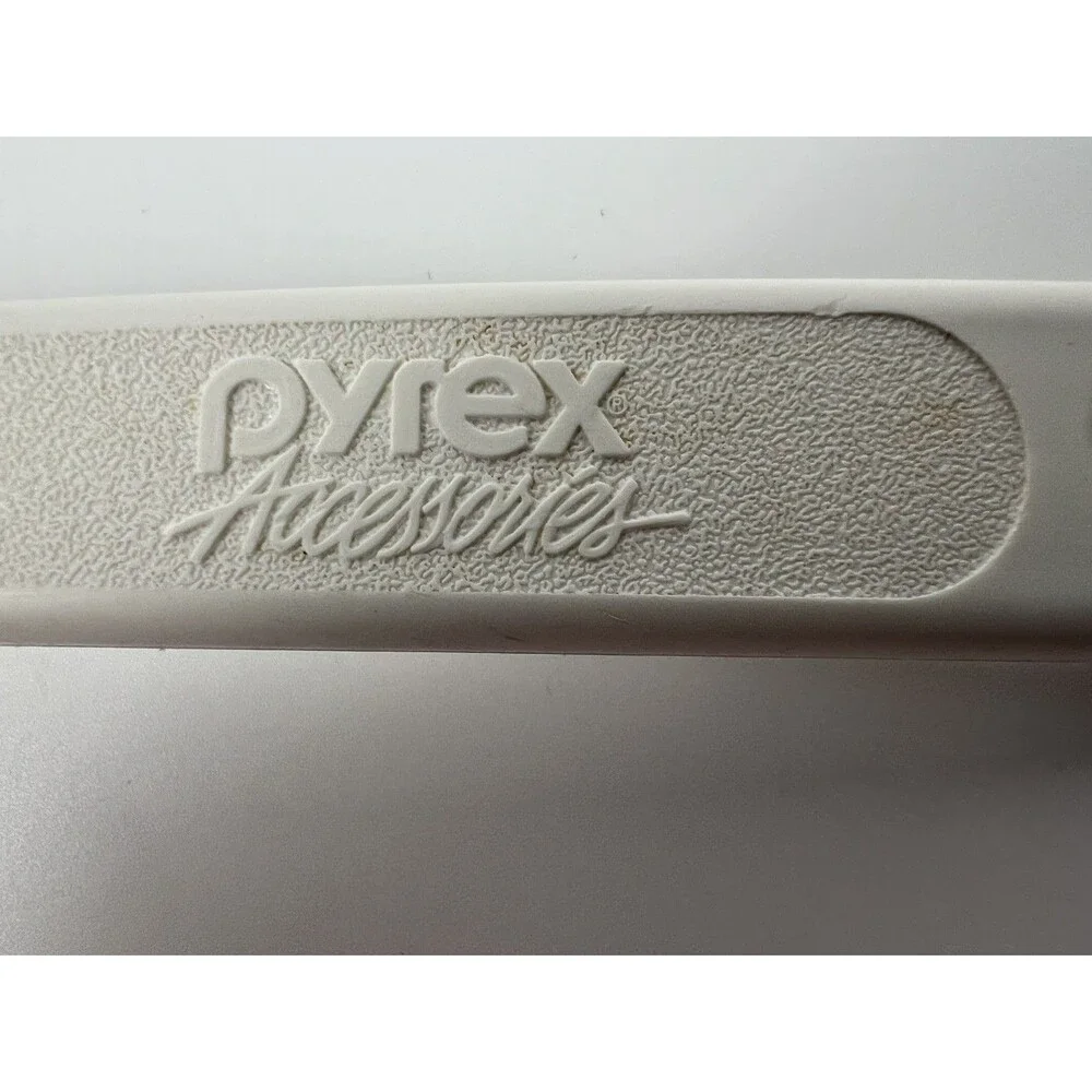 Vintage Pyrex Accessories Ladle 2109-1 White Plastic Soup Spoon 11